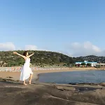 Livana 2* Agia Trias
