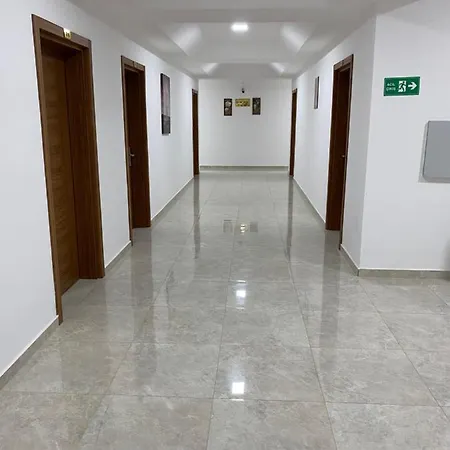 Hotel Livana