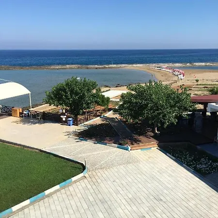 Hotell Livana Agia Trias