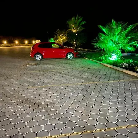 Hotel Livana Agia Trias