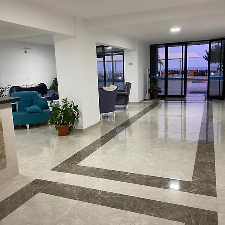 Otel Livana