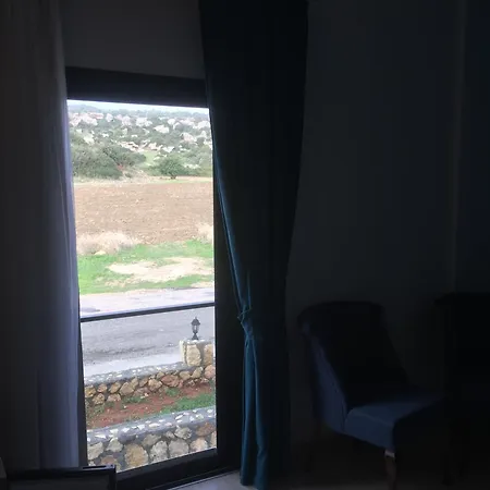 Livana Hotel