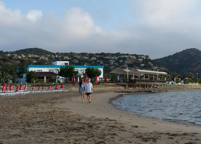 Hotel Livana Agia Trias