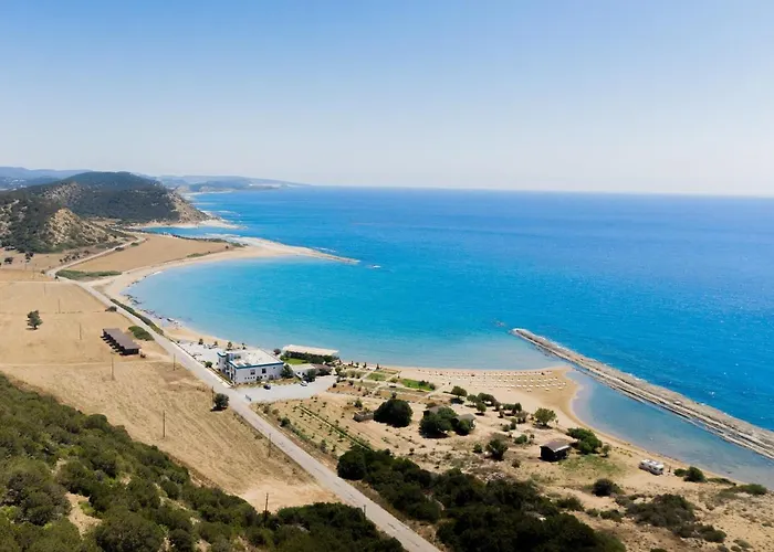 Livana 2* Agia Trias