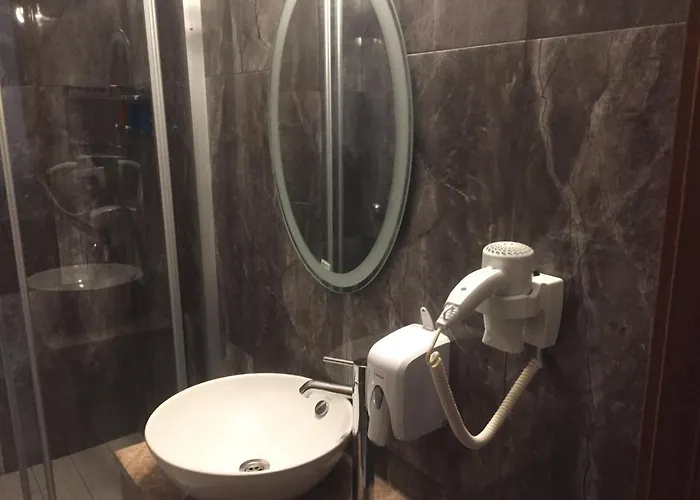 Livana 2* Agia Trias