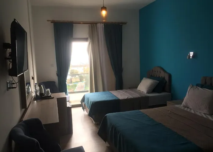 Livana Hotel Agia Trias